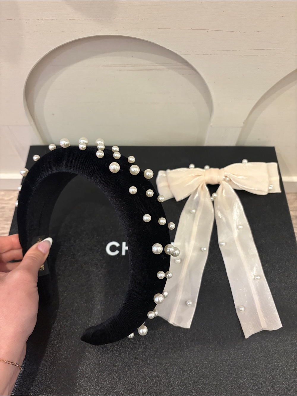 Pearly headband and hair bow set